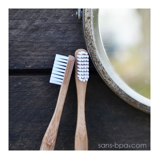 Brosse à dents bambou - Poils médium - Jolie Ronde