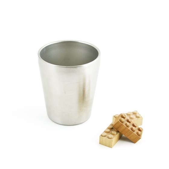 La P'tite timbale inox isolé 200ml