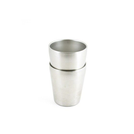 La P'tite timbale inox isolé 200ml