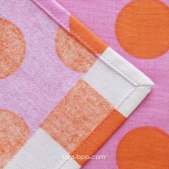 Serviette élastiquée BLEUE A POIS VERTS