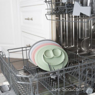 Assiette antidérapante Mini Mat - Rose