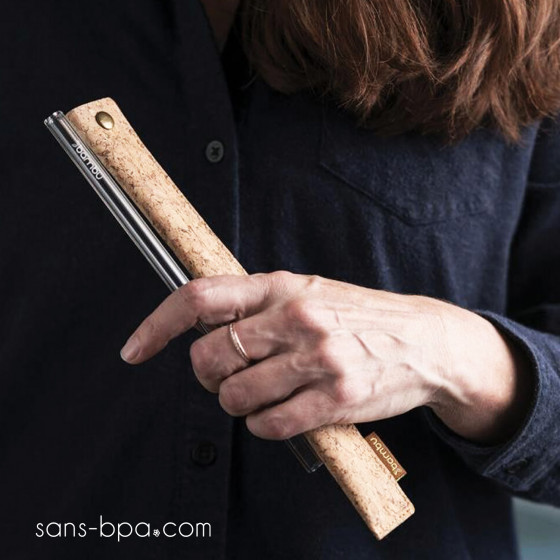 Etui de protection pour paille en liège