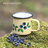 Timbale tasse en fer émaillé - Myrtilles . BLAFRE